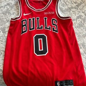 Men’s Coby White Bulls Jersey